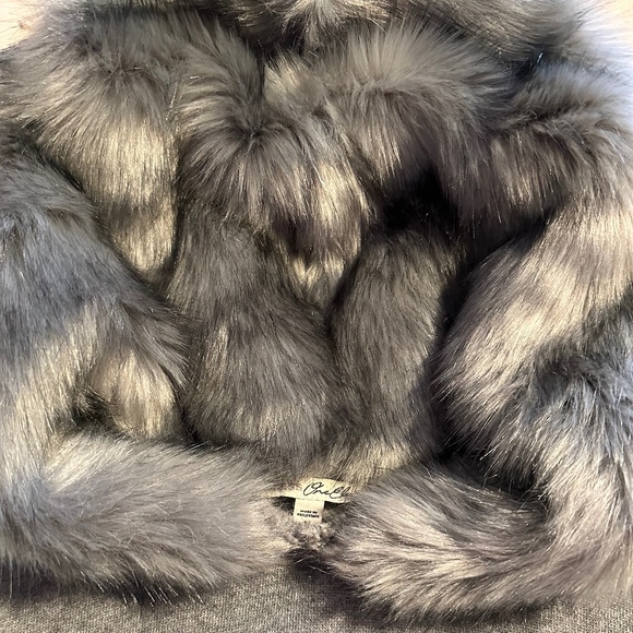 Grey Express Faux Fur Sweatshirt - Picture 3 of 5